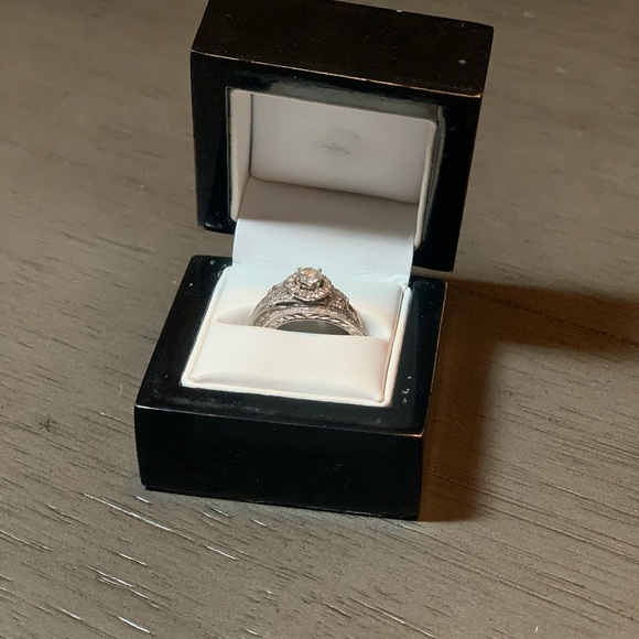 SOLD ——-   Wedding set - Picture 3 of 8